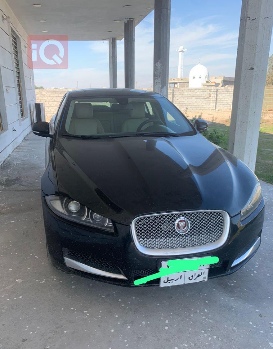 جاگوار XF